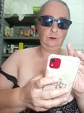eroticjessitop online show from May 1, 2026, 5:18 pm
