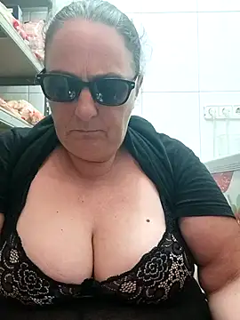 eroticjessitop online show from November 1, 2025, 4:56 pm