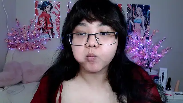 Snapshot of Moertomlly chatting on April 30, 2026, 3:46 am Moertomlly online show from April 30, 2026, 3:46 am