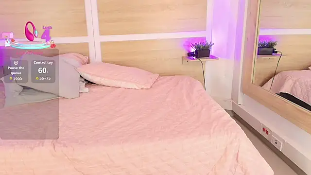 Snapshot of _nickypurple_ chatting on October 19, 2025, 3:26 pm nickypurple online show from October 19, 2025, 3:26 pm