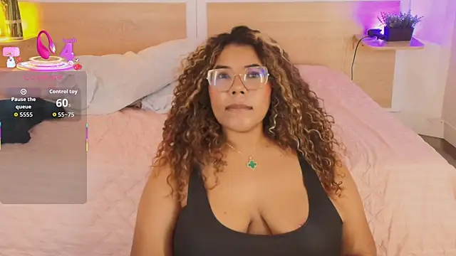 Snapshot of _nickypurple_ chatting on October 29, 2025, 7:13 pm nickypurple online show from October 29, 2025, 7:13 pm