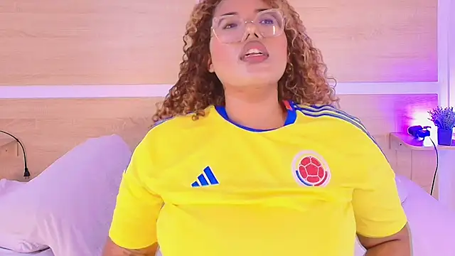 Snapshot of _nickypurple_ chatting on March 2, 2026, 7:10 pm nickypurple online show from March 2, 2026, 7:10 pm