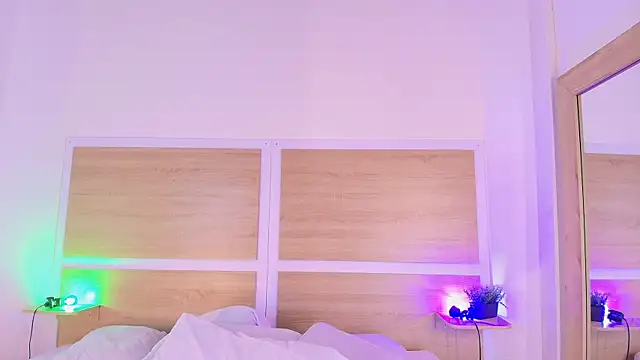 Snapshot of _nickypurple_ chatting on March 4, 2026, 7:10 pm nickypurple online show from March 4, 2026, 7:10 pm