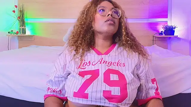 Snapshot of _nickypurple_ chatting on March 20, 2026, 6:42 pm nickypurple online show from March 20, 2026, 6:42 pm