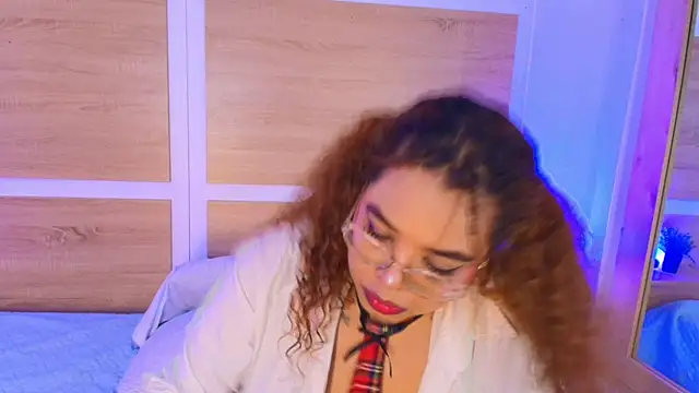 Snapshot of _nickypurple_ chatting on July 27, 2026, 6:48 pm nickypurple online show from July 27, 2026, 6:48 pm