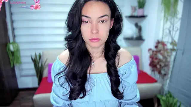 Lunlunera online show from September 15, 2025, 1:17 am