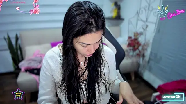 Lunlunera online show from February 3, 2026, 2:53 am