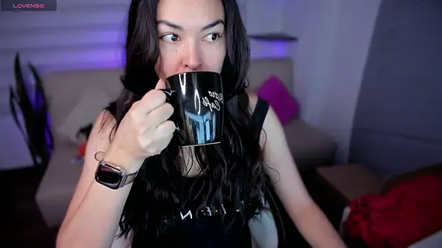 Snapshot of Lunlunera chatting on June 26, 2026, 4:29 am Lunlunera online show from June 26, 2026, 4:29 am