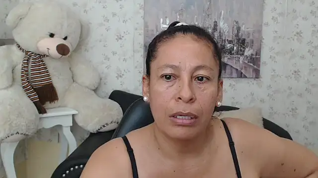 mature martina online show from April 30, 2026, 10:55 am