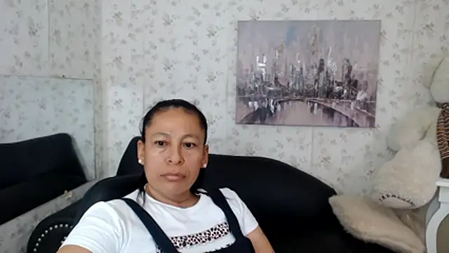 mature martina online show from June 12, 2026, 9:34 pm
