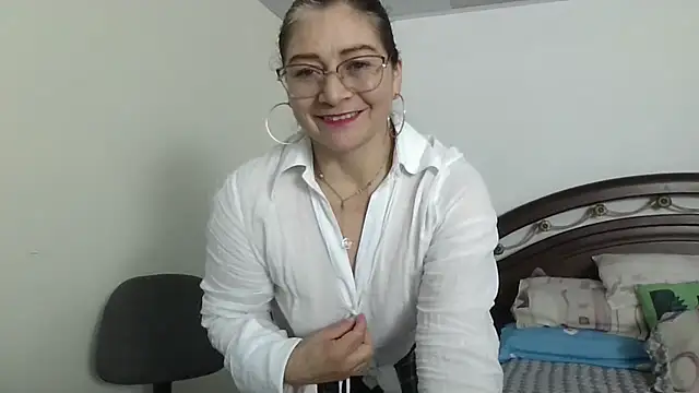ruby-milf1 online show from February 7, 2025, 12:09 am