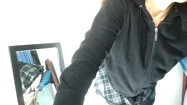 Snapshot of ruby-milf1 chatting on October 8, 2025, 9:48 pm ruby-milf1 online show from October 8, 2025, 9:48 pm