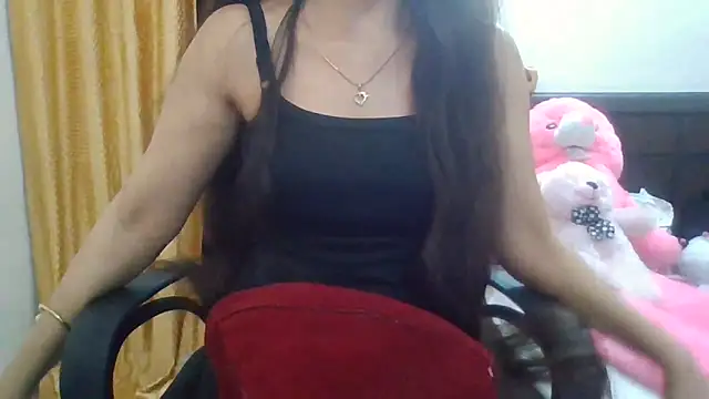Snapshot of Sexy_iknoor chatting on May 14, 2026, 5:26 am Sexy iknoor online show from May 14, 2026, 5:26 am