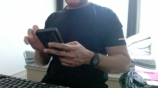 Snapshot of danilostorm7 chatting on October 21, 2025, 8:30 pm danilostorm7 online show from October 21, 2025, 8:30 pm