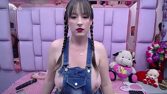 Snapshot of Belly_Rosse chatting on March 6, 2026, 2:34 pm Belly Rosse online show from March 6, 2026, 2:34 pm