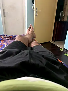 Snapshot of yourheroforfun chatting on October 15, 2025, 6:38 pm yourheroforfun online show from October 15, 2025, 6:38 pm