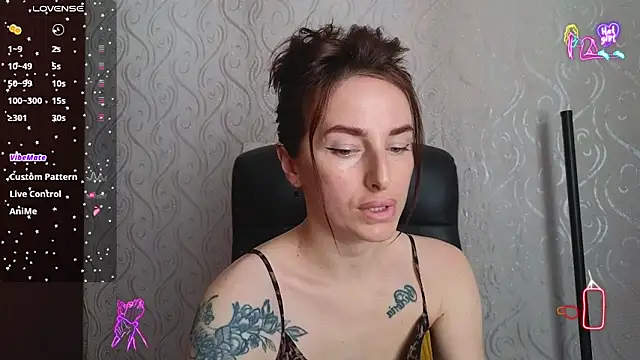 Snapshot of xx_adrihanna_xx chatting on June 8, 2026, 6:03 am xx adrihanna xx online show from June 8, 2026, 6:03 am
