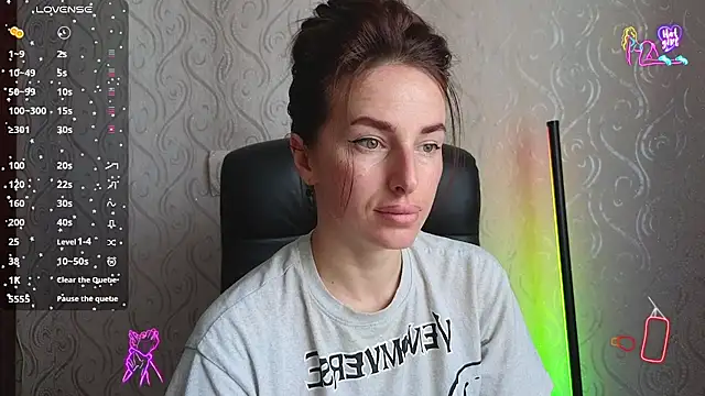 Snapshot of xx_adrihanna_xx chatting on June 4, 2026, 7:46 am xx adrihanna xx online show from June 4, 2026, 7:46 am