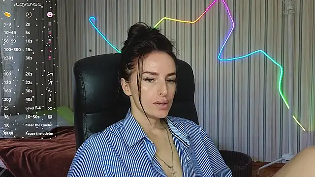 Snapshot of xx_adrihanna_xx chatting on July 16, 2026, 9:17 am xx adrihanna xx online show from July 16, 2026, 9:17 am