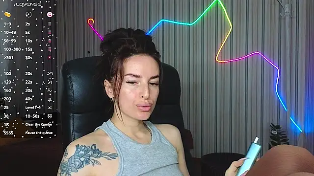 Snapshot of xx_adrihanna_xx chatting on July 28, 2026, 5:04 am xx adrihanna xx online show from July 28, 2026, 5:04 am