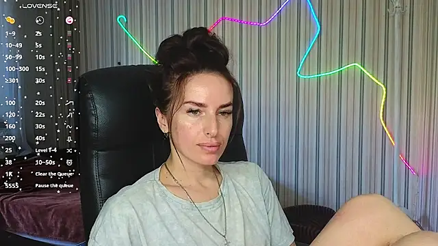 Snapshot of xx_adrihanna_xx chatting on July 23, 2026, 6:44 am xx adrihanna xx online show from July 23, 2026, 6:44 am