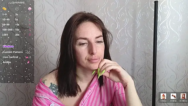Snapshot of xx_adrihanna_xx chatting on May 15, 2026, 6:11 am xx adrihanna xx online show from May 15, 2026, 6:11 am