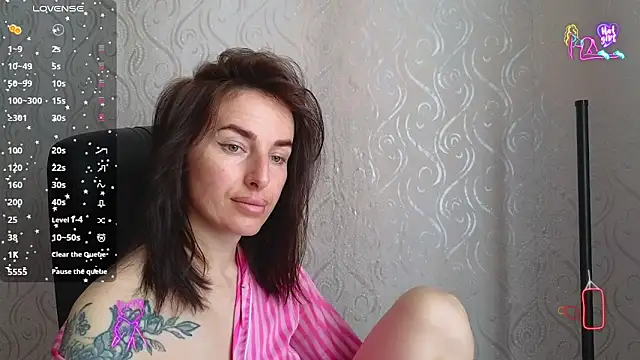 Snapshot of xx_adrihanna_xx chatting on May 20, 2026, 5:37 am xx adrihanna xx online show from May 20, 2026, 5:37 am