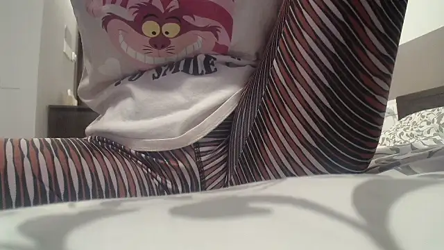 Snapshot of Web_Lady chatting on October 7, 2025, 1:23 pm Web Lady online show from October 7, 2025, 1:23 pm