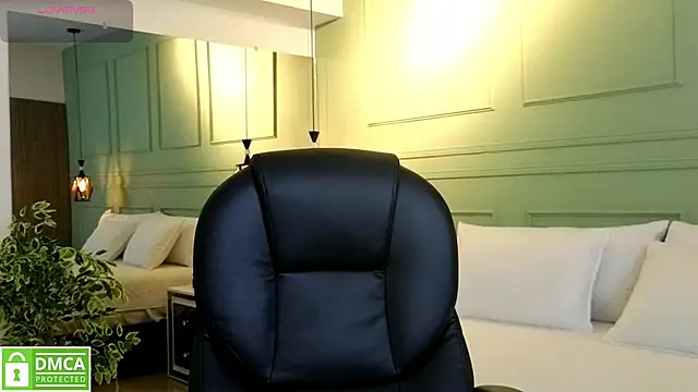 Snapshot of kataliina__ chatting on November 18, 2025, 11:57 am kataliina online show from November 18, 2025, 11:57 am