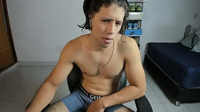 imtonny19 online show from November 12, 2025, 11:08 pm