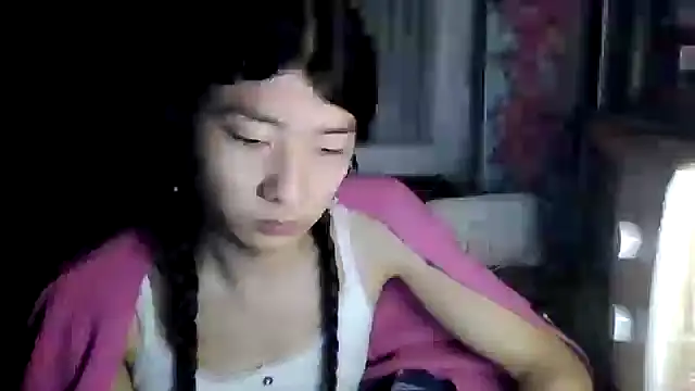 CarlyJoy online show from April 23, 2026, 4:30 pm