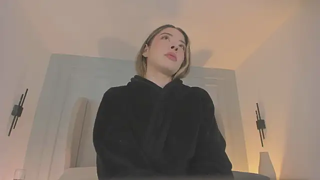 Snapshot of chloe_d chatting on May 11, 2026, 1:12 pm chloe d online show from May 11, 2026, 1:12 pm