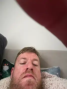 Snapshot of BIGDICK3202 chatting on June 7, 2026, 7:46 am BIGDICK3202 online show from June 7, 2026, 7:46 am
