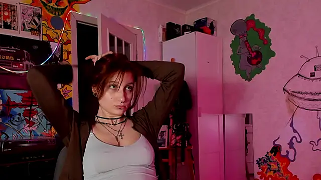 Sunny Mouse  online show from May 1, 2026, 6:46 pm