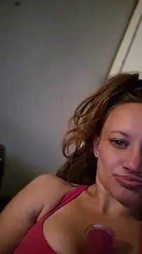 Snapshot of moodynympho chatting on April 5, 2026, 8:21 am moodynympho online show from April 5, 2026, 8:21 am