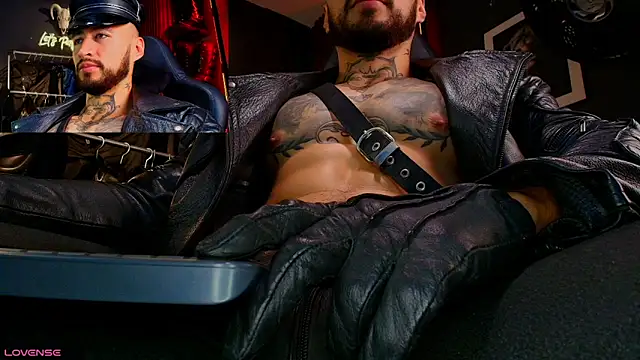 billyMayer  online show from November 30, 2025, 6:19 pm