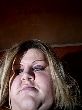 ducicsajsziii online show from April 24, 2026, 6:54 pm