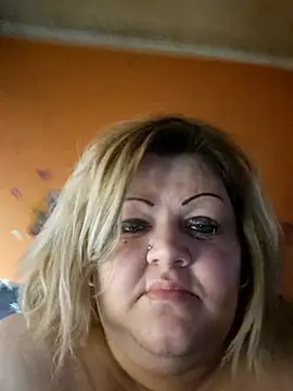 ducicsajsziii online show from April 9, 2026, 4:03 am