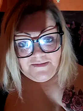 ducicsajsziii online show from May 6, 2026, 9:46 am