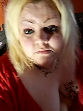 ducicsajsziii online show from March 18, 2025, 12:06 pm