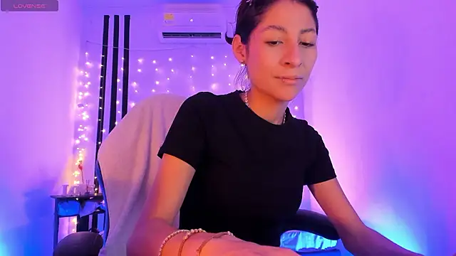 Gorgeous Team online show from February 17, 2026, 6:27 pm