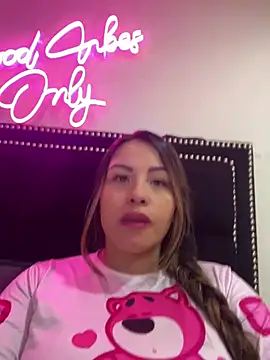 Snapshot of sexyyykloee chatting on July 2, 2026, 3:07 pm sexyyykloee online show from July 2, 2026, 3:07 pm