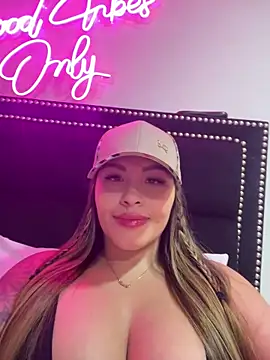 Snapshot of sexyyykloee chatting on May 16, 2026, 6:34 am sexyyykloee online show from May 16, 2026, 6:34 am