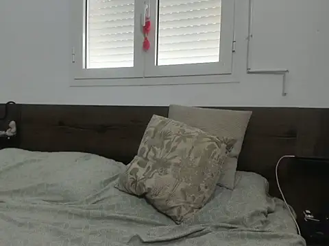 Snapshot of Madame_Callie chatting on October 24, 2025, 7:35 pm Madame Callie online show from October 24, 2025, 7:35 pm