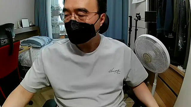 Jackvanlee online show from August 3, 2026, 4:09 am
