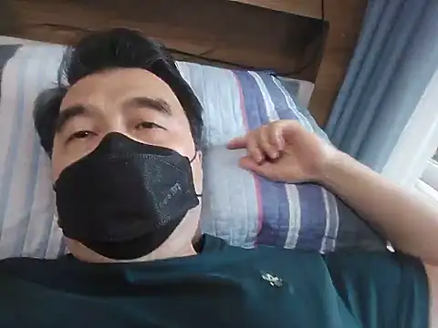 Jackvanlee online show from July 13, 2026, 6:13 am