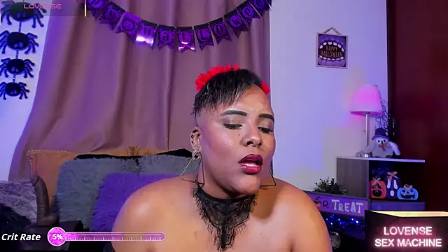 Snapshot of DianaBrownXX chatting on October 16, 2025, 4:21 am DianaBrownXX online show from October 16, 2025, 4:21 am