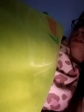 Snapshot of bruna_safadinhaa chatting on March 7, 2026, 1:49 pm bruna safadinhaa online show from March 7, 2026, 1:49 pm