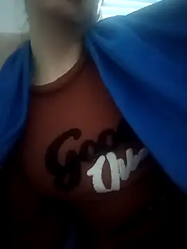 Snapshot of bruna_safadinhaa chatting on March 15, 2026, 1:51 pm bruna safadinhaa online show from March 15, 2026, 1:51 pm