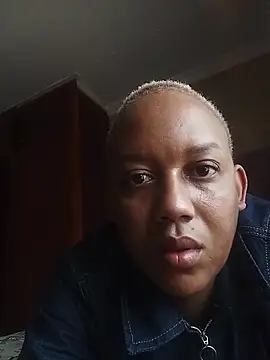 ShooingBunch online show from February 19, 2026, 12:46 pm